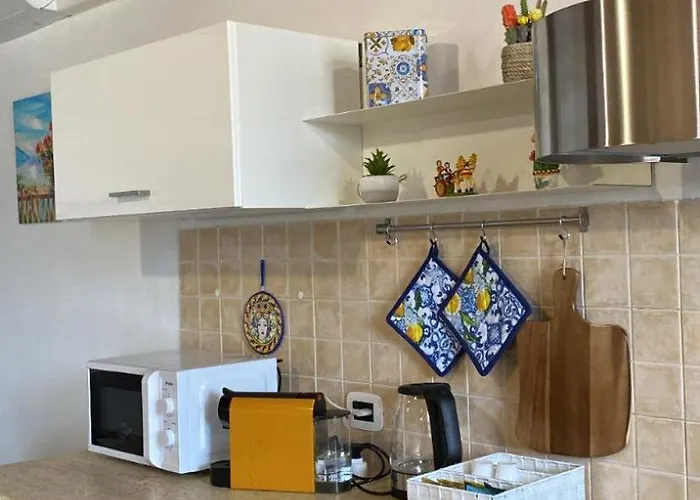 Casetta Matotta, A - Palermo Nyaraló *